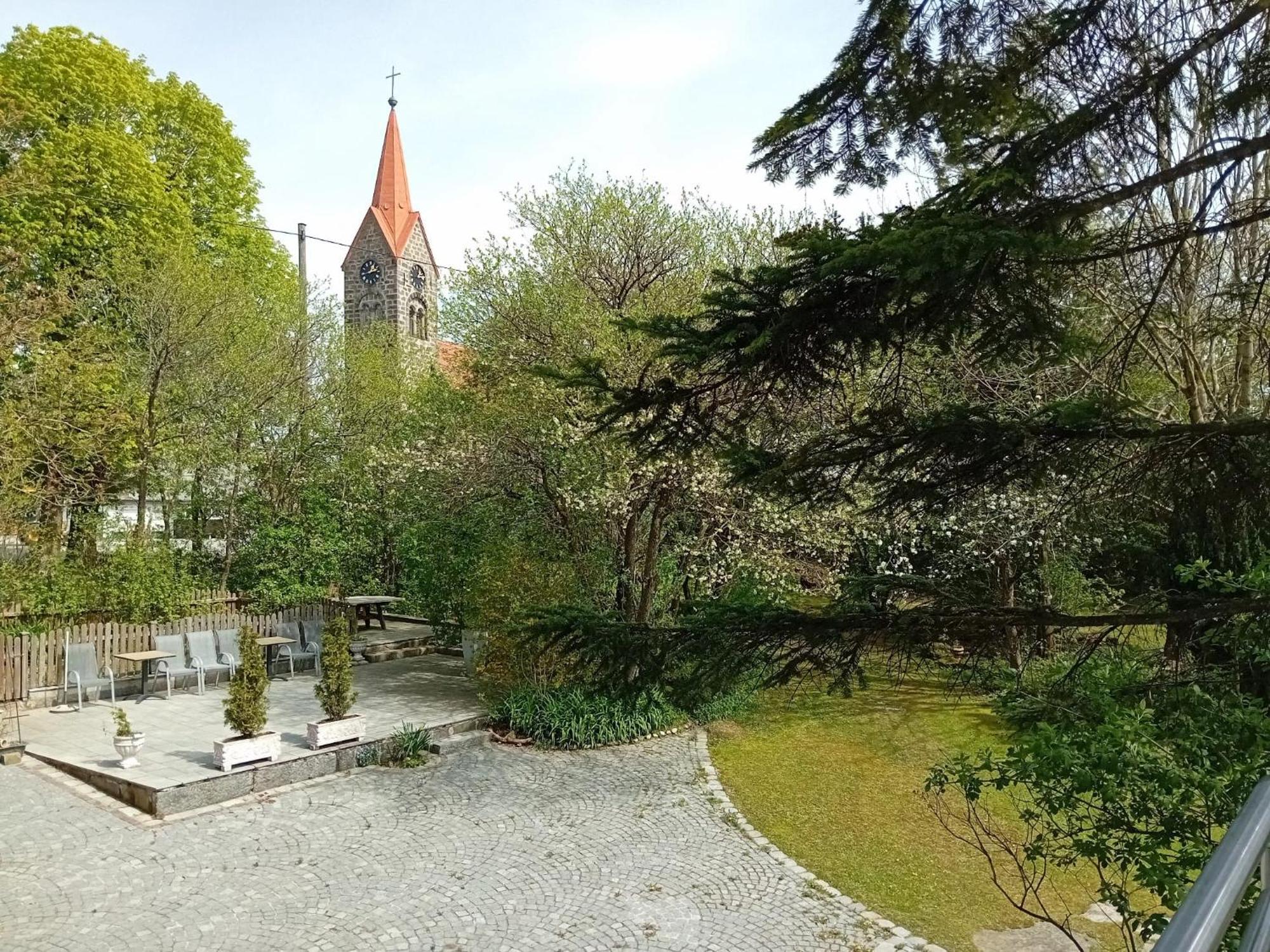 Gasthof-Pension Zum Haugstein - Familie Eder เองเกลฮาร์ทส์เซล ภายนอก รูปภาพ